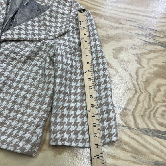 Banana Republic Houndstooth Wool Cropped Coat Jacket Beige Size 12 Classic Y2K - Picture 14 of 14